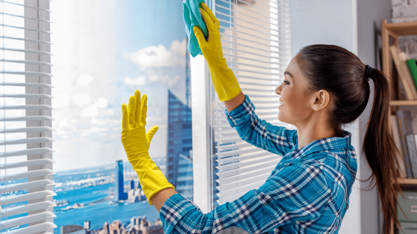 house of crystal cleaning service Dubai